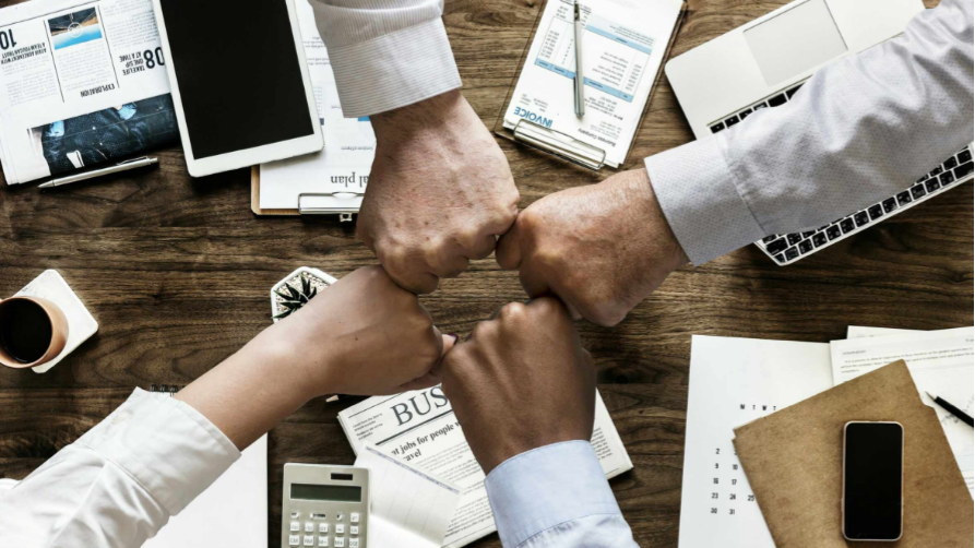 Yeni Başlamak İsteyenler İçin ERP Yeni Başlamak İsteyenler İçin ERP